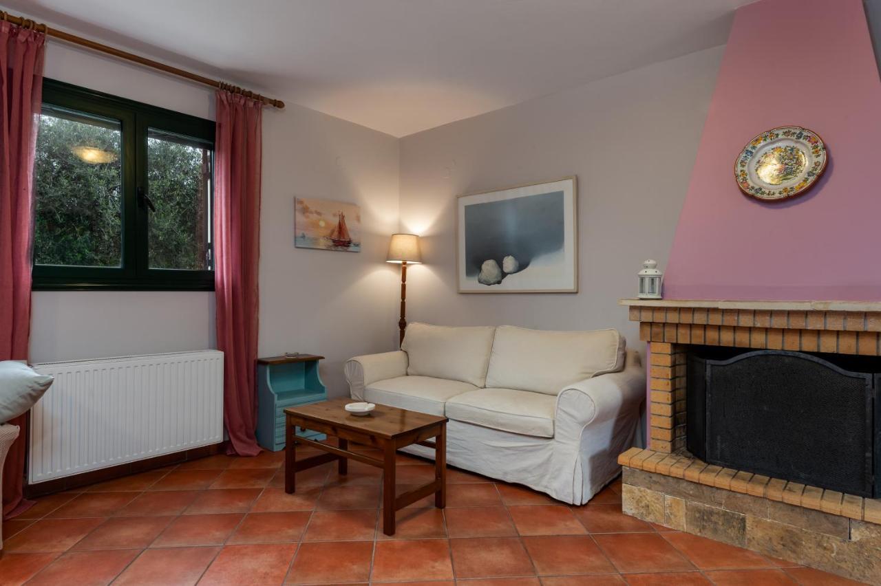 Koxyli Studios & Apartments Kaligáta Kültér fotó