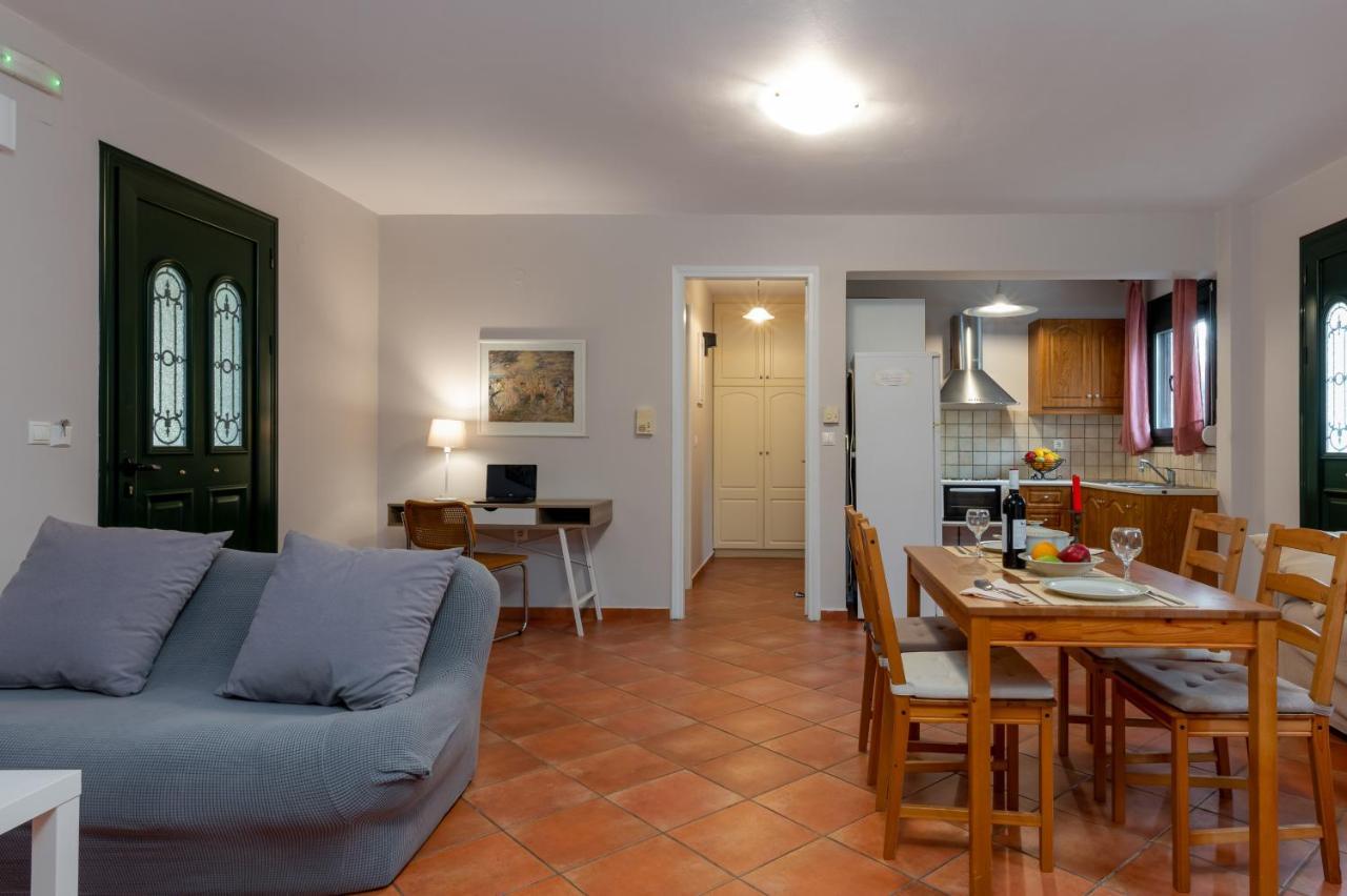 Koxyli Studios & Apartments Kaligáta Kültér fotó