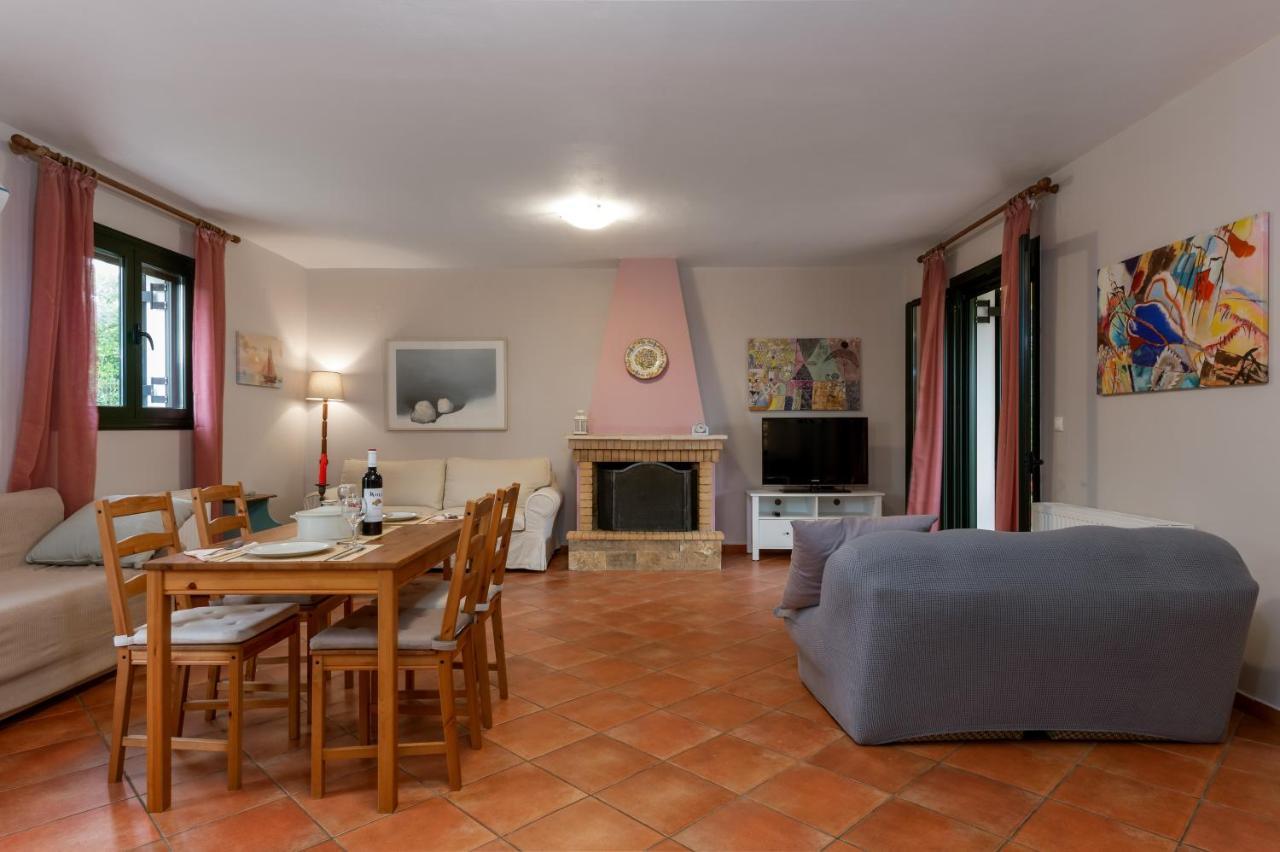 Koxyli Studios & Apartments Kaligáta Kültér fotó