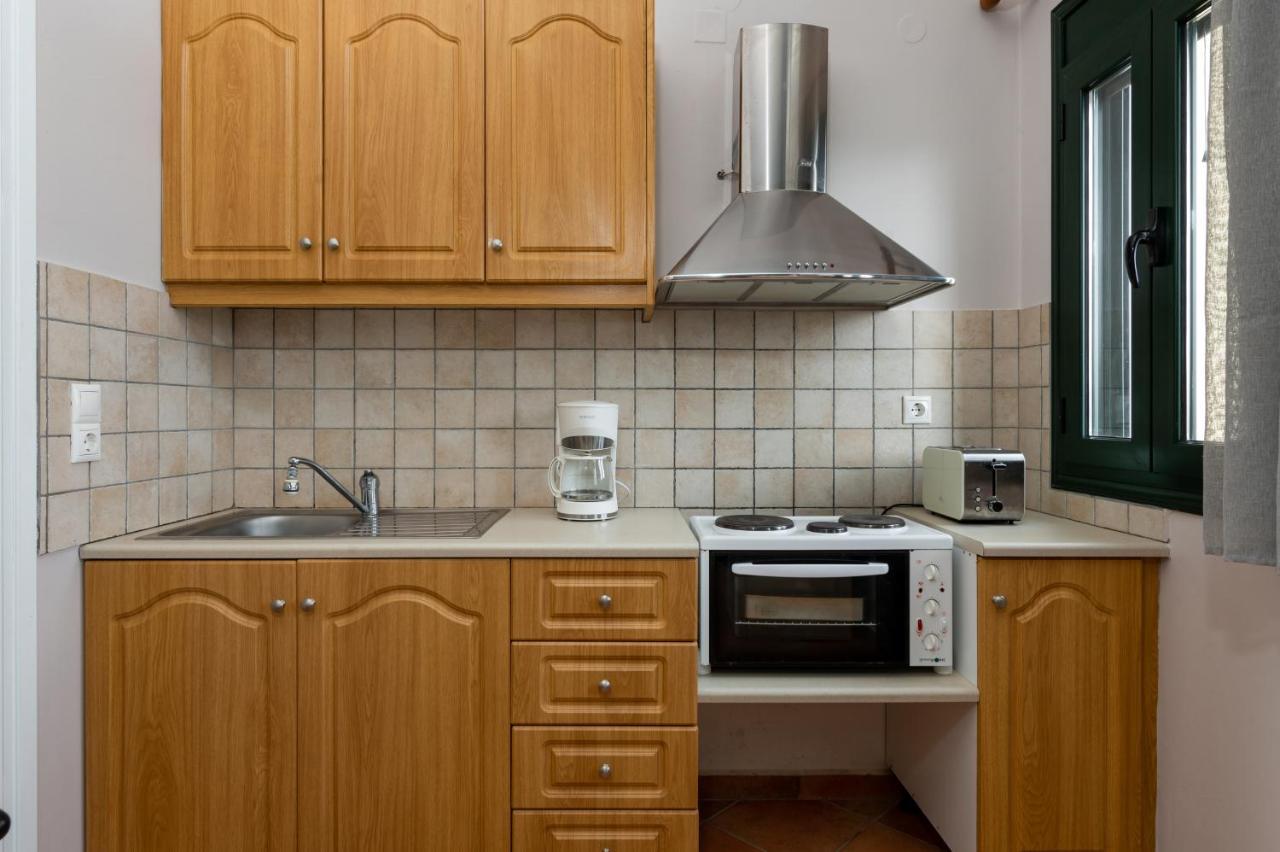 Koxyli Studios & Apartments Kaligáta Kültér fotó